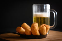 Load image into Gallery viewer, TEQUEÑOS ESPECIALES CRUDOS PARA RESTAURANT (150 CT)
